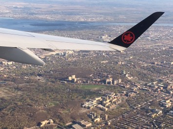 Plane - Mtl. final approach